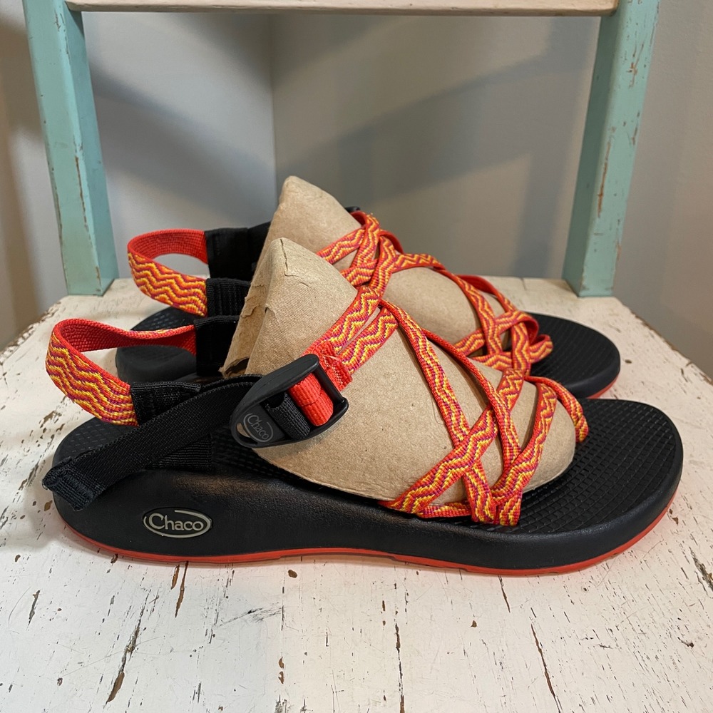 Chaco Z/Cloud 2 Women 10 Sport Sandals Black Red Orange Yellow Chevron Vibram